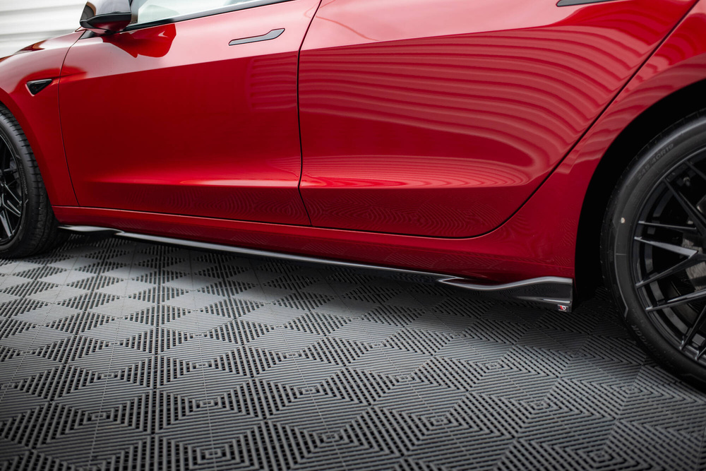 eng_pm_Set-of-Splitters-Tesla-Model-3-Project-Highland-Facelift-23270_16